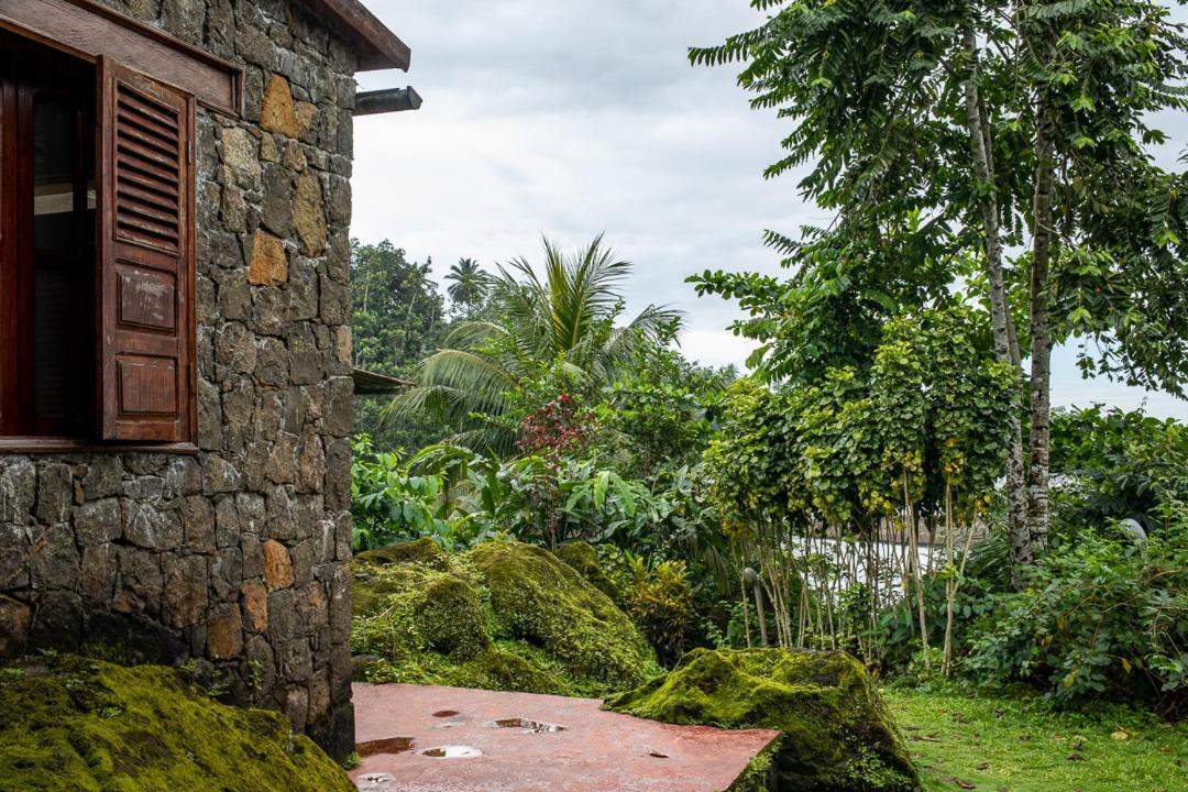 Mionga Hotel Santa Cruz Bagian luar foto